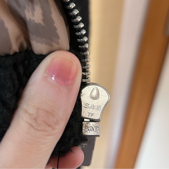 PINK Victoria’s Secret Plush Teddy Hooded Bomber Jacket Black Size XL - Picture 13 of 16